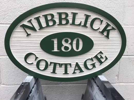 Wibblica 180 Cottage oval address sign
